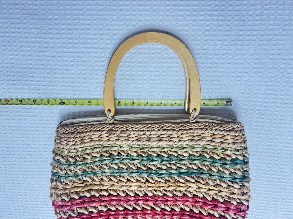 Vintage rainbow straw purse