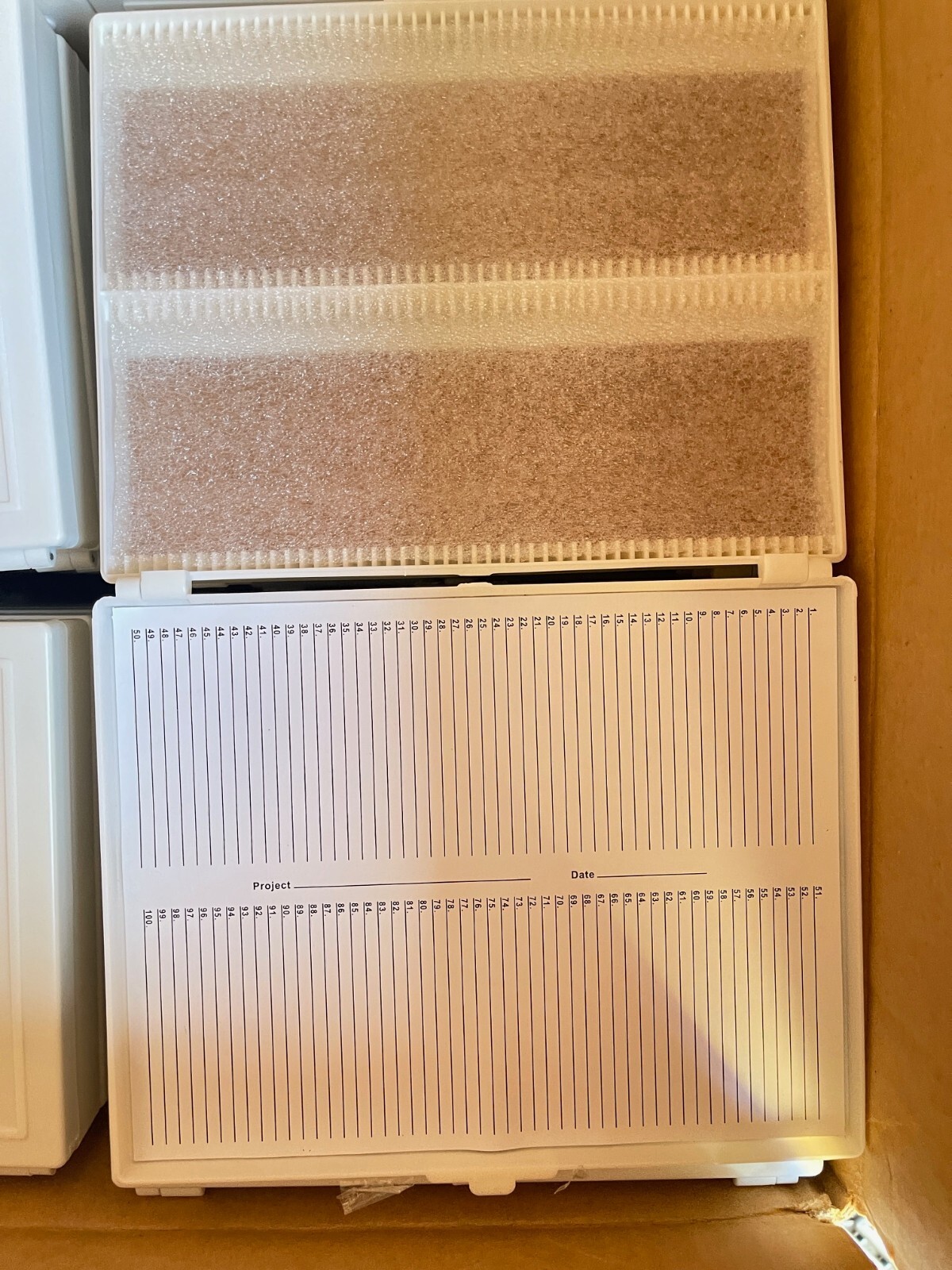 USED PREMIERE MICROSCOPE SLIDE BOX CASE STORAGE HOLDS 100 SLIDES(G)