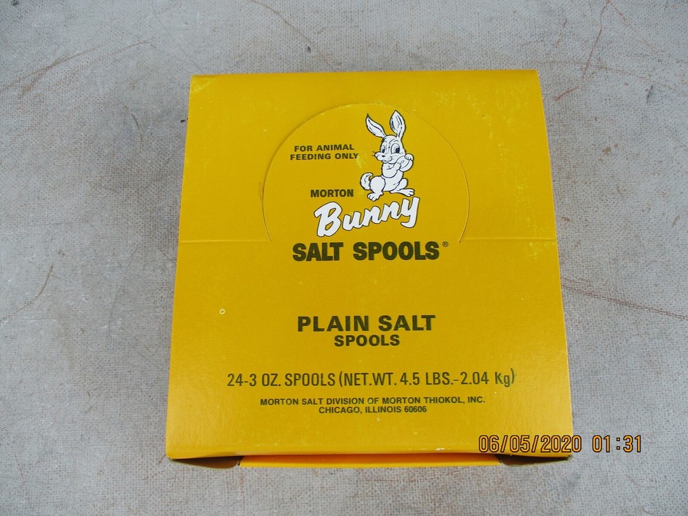 24 Morton Rabbit Bunny Plain Salt Spools NIP