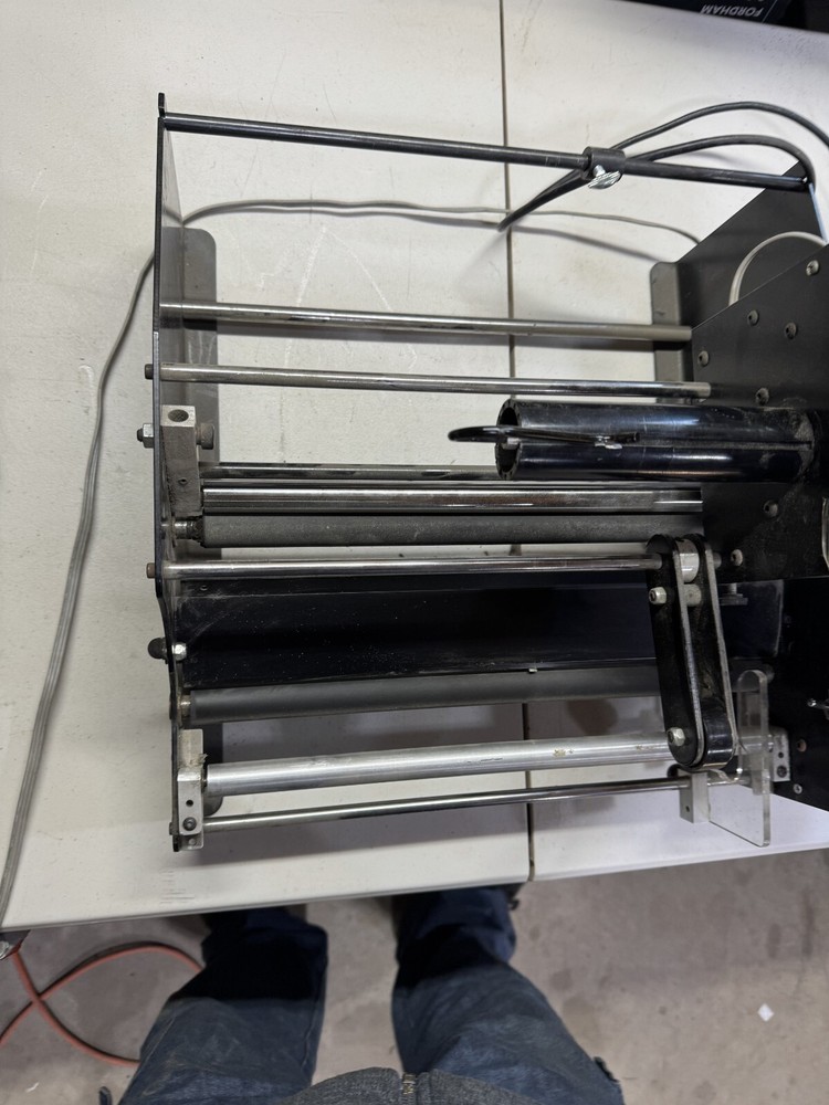 Bottle-Matic Dispensa-Matic Label Dispenser Applicator