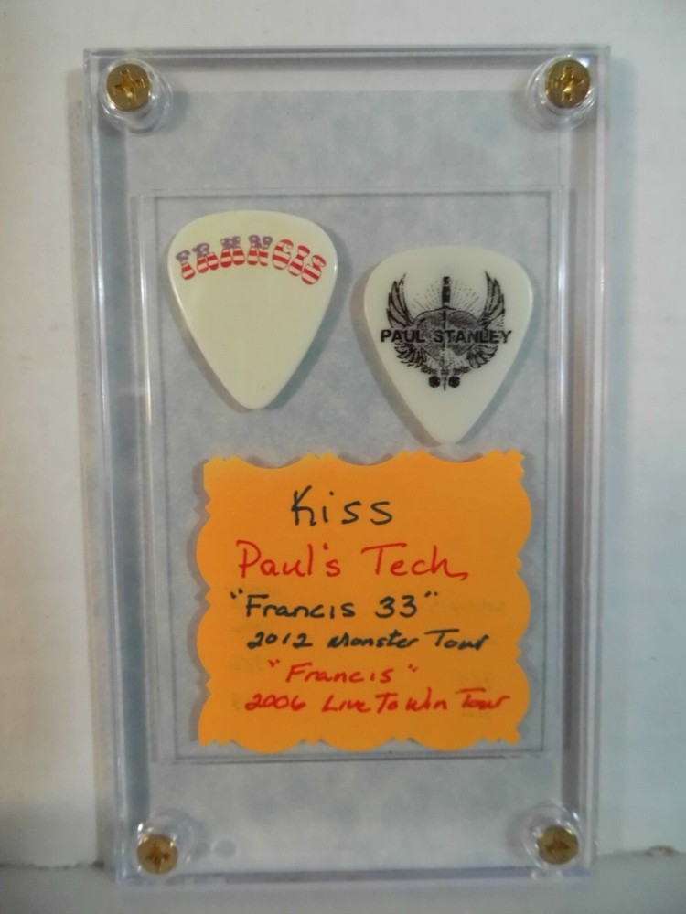 KISS~PAUL TECH~2006 TOUR GUITAR PICKS IN CASE~READ DESCRIPTION (39)