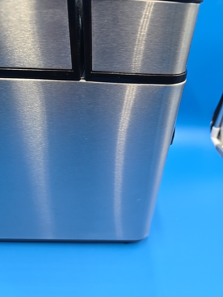 Cuisinart CBK100 Automatic Bread Maker Machine Silver 120VAC 500W