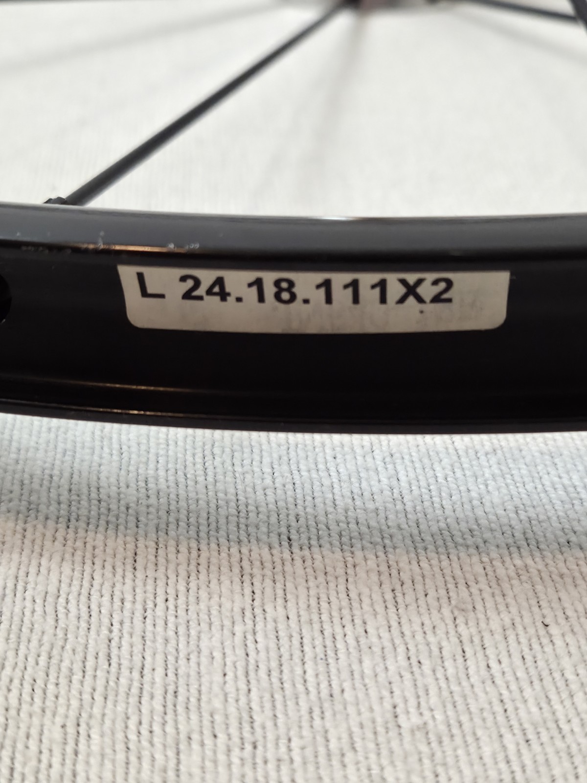 Spinergy SPOX 22" Wheelchair Wheel (1) L 24 .18.111X2 Aluminum w/ RB-2RS Bearing