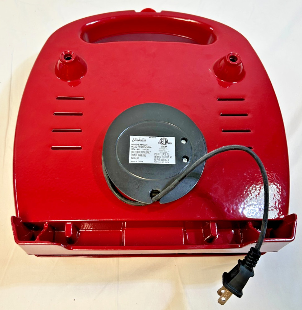 Sunbeam Mini Pie Maker Model FPSBPMM980 Red 4-Pie Nonstick Electric Kitchen Test