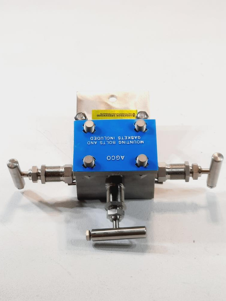 Tescom 316SS Valve Manifold M4THIS-4-AMS-SSB