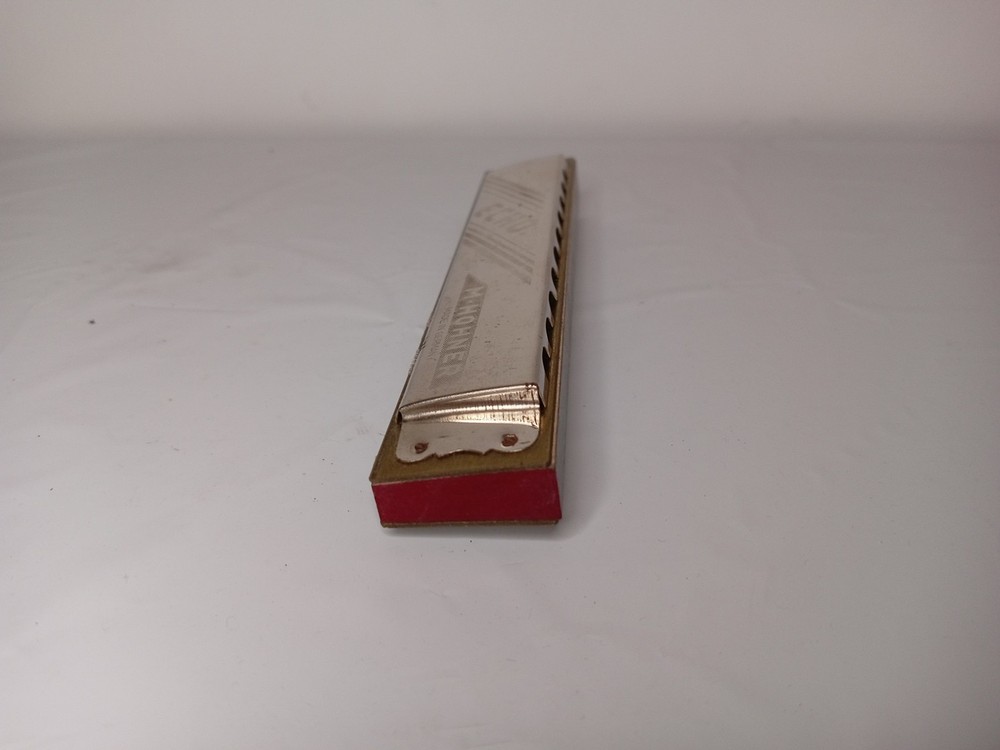 Vintage Echo M. Hohner Harmonica Key G