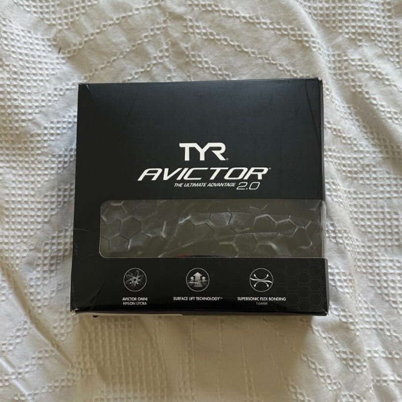 TYR Avictor Open Back Kneeskin Size 27