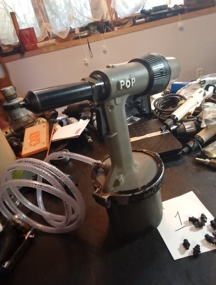 Emhart POP Pop Riveter. Model 5400