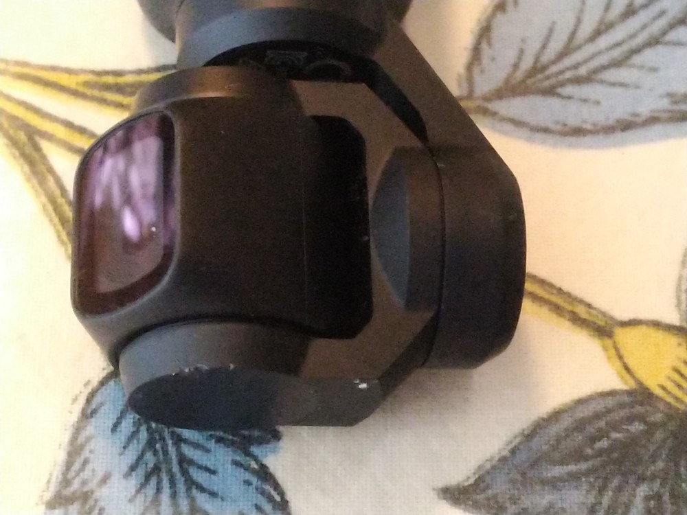 DJI Osmo Pocket 1 3-Axis Stabilizer and 4K Handheld Camera With Case