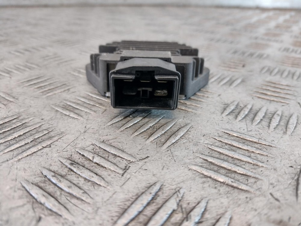 2000 HONDA NES 125 RECTIFIER REGULATOR