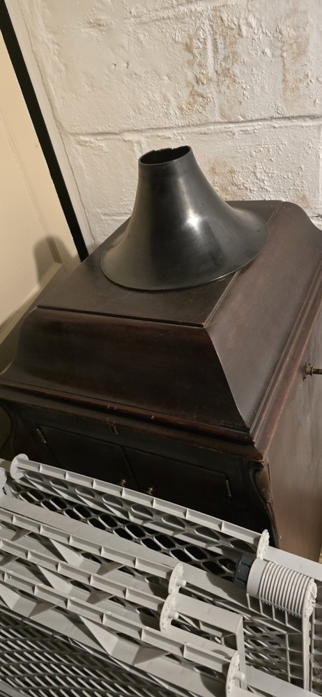 Victrola Record Player Antique