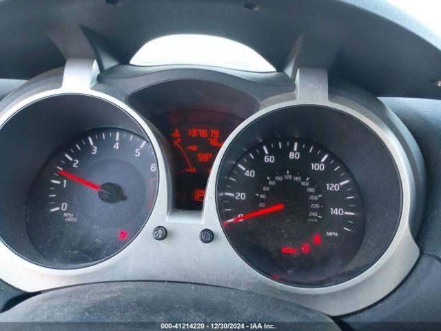 JUKE 2015 Glove Box 4567935