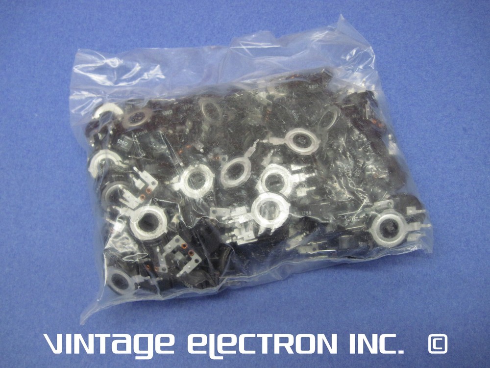 (10) ISKRA Linear Trim Pot (Variable Resistor): 500 Ohm 20% (Vertical PC Mount)