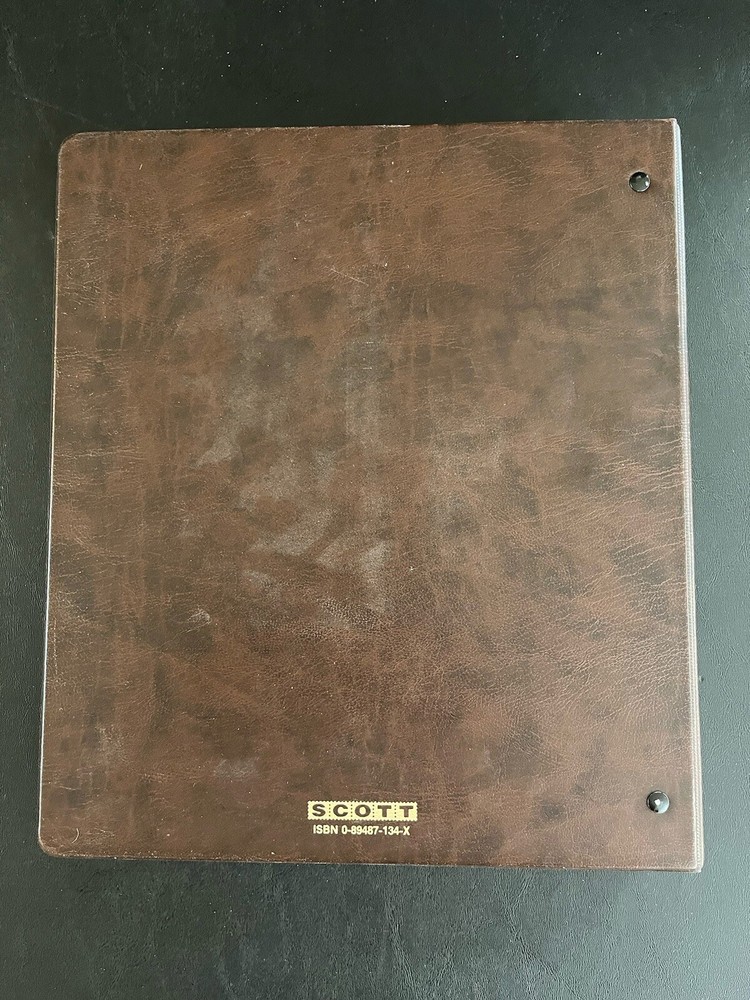 Scott Pony Express United States Stamp Album With 1500 Stamps In Original Box