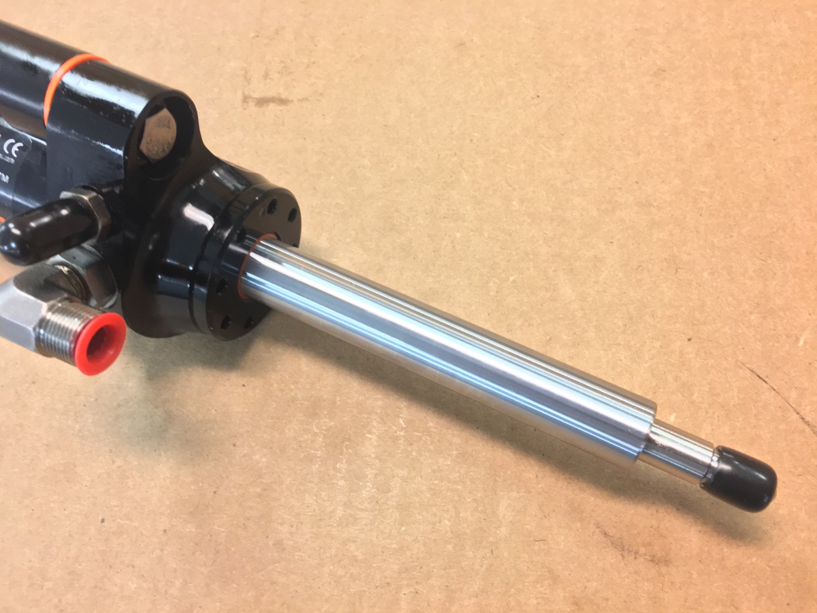 SeaStar HC5358-3 Front-Mount Pivoting Outboard Cylinder: Core Exchange Required