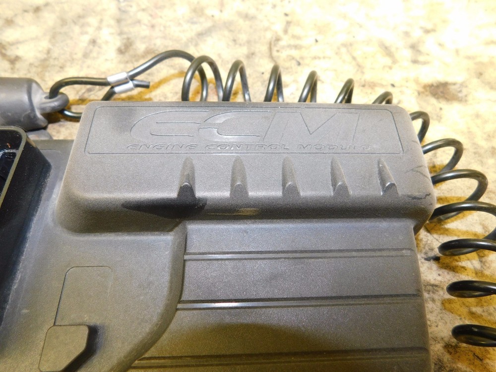 2009 SKIDOO SUMMIT 800 ENGINE CONTROL MODULE ECU COMPUTER #00476
