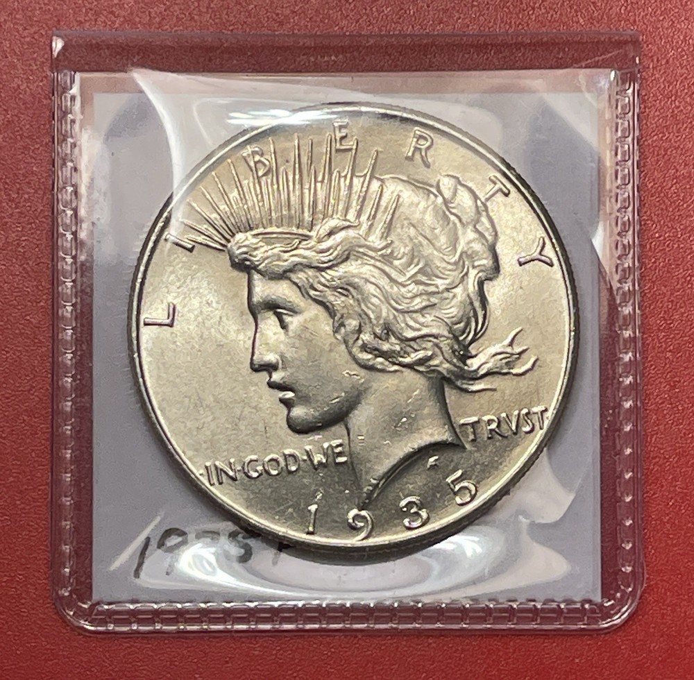 1935 P Peace Silver Dollar, Uncirculated.
