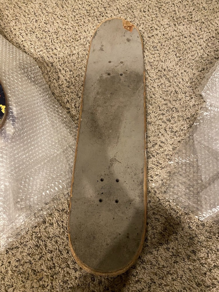 Mike Valley Skateboard