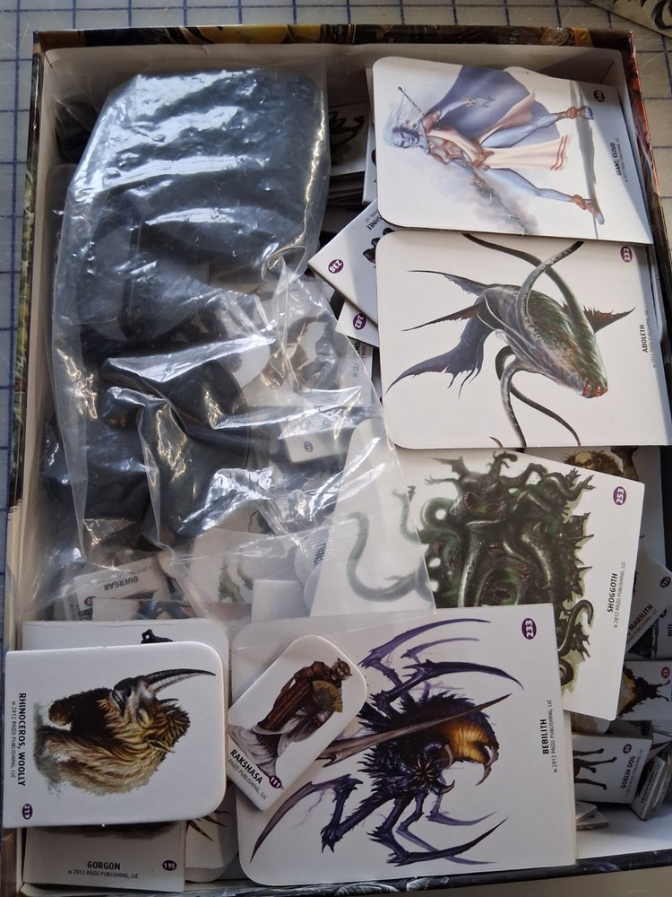 Pathfinder RPG Boxed Set & Pawn Collection – Beginner Box + Bestiary Box + Maps