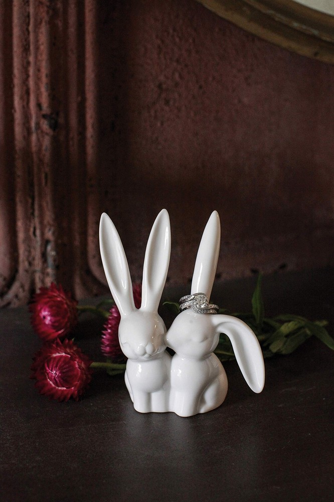 Creative Co-Op Ceramic Bunny Rabbits Ring Holder White
