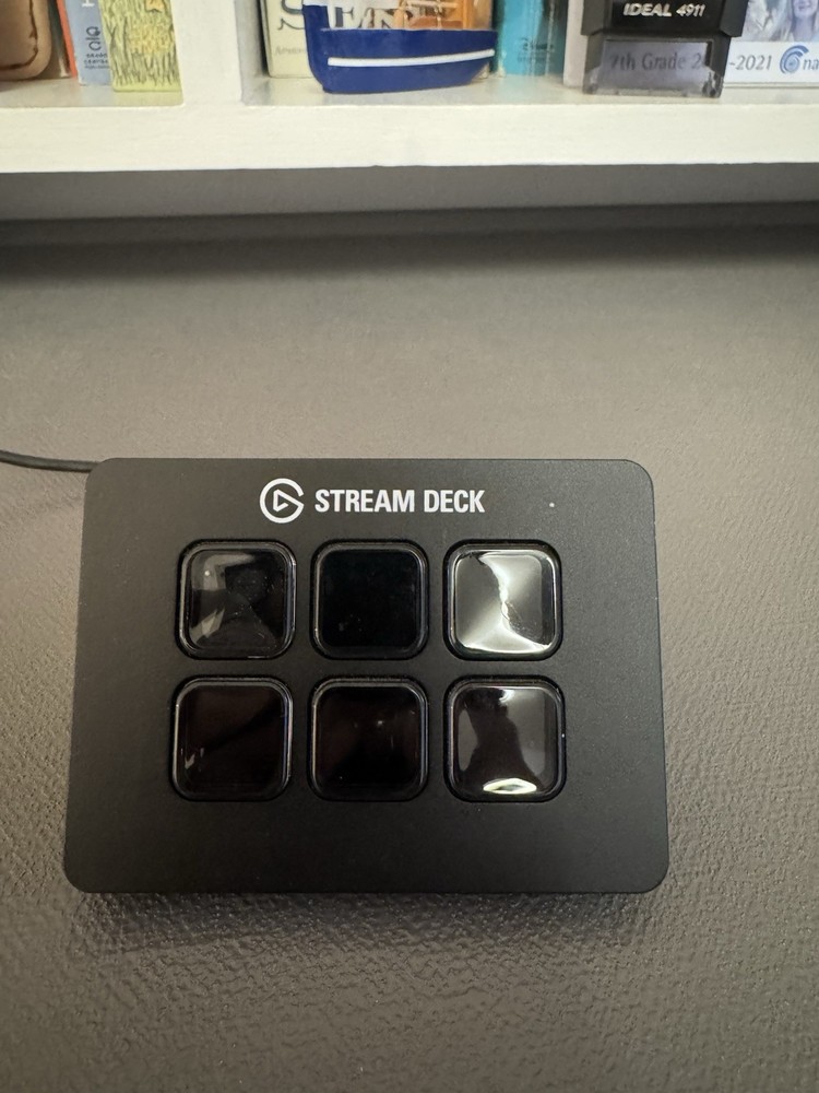 Elgato Stream Deck Mini – 6-Key USB Control Pad – Great Condition – No Box