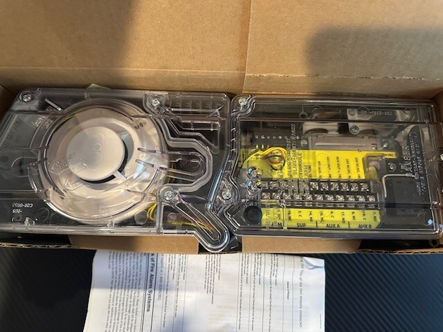 New Open Box - System Sensor D4120 4-Wire Duct Smoke Detector - *FREE SHIPPING*