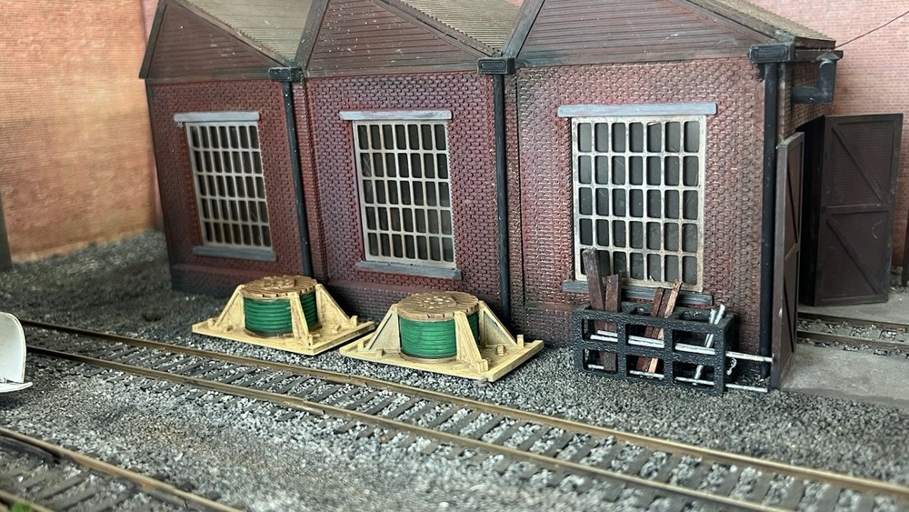 N Scale Cable Drum On Pallet - Car Load (3)
