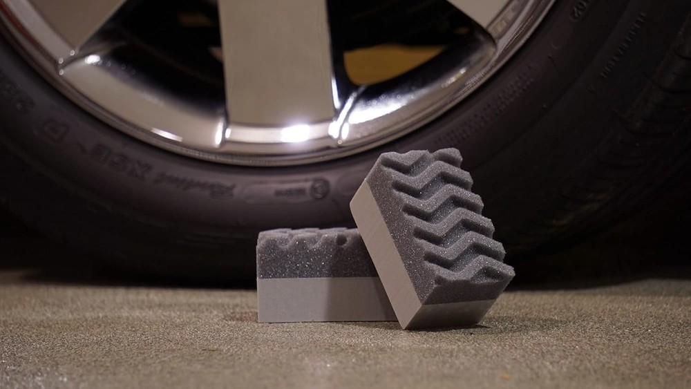 Tire Dressing Applicator Pads - 2-Pack for Effortless Shine Application