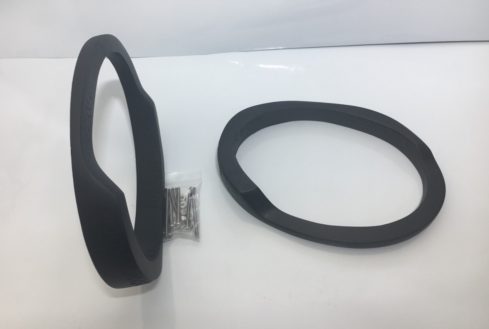 6x9 Quad Harley Saddlebag Speaker Mounting Ring Adapters w/GRILLS 2014-2023