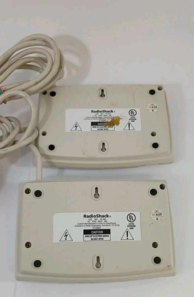 Pair Vintage FM 2-Station Wireless Intercom System
