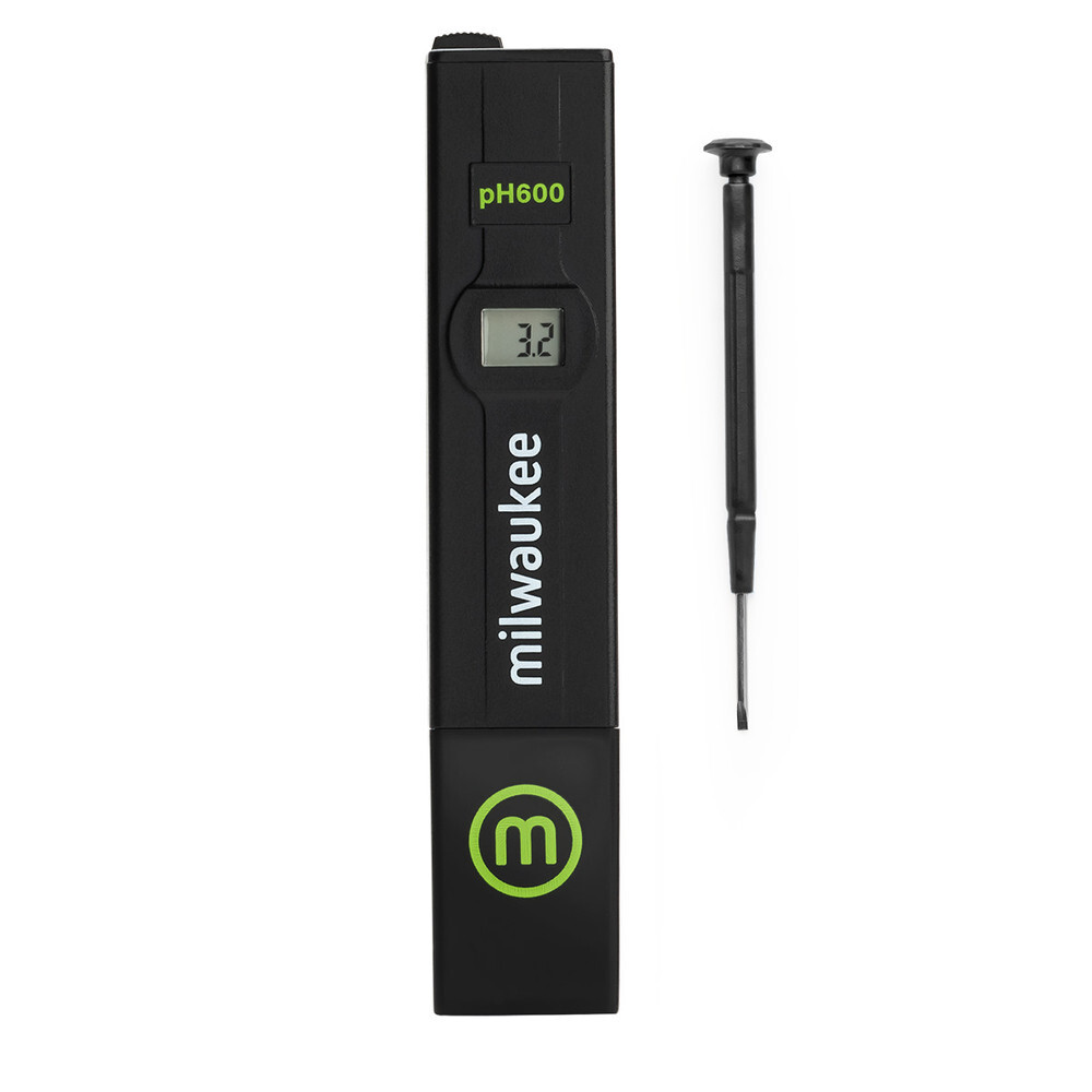 Milwaukee PH600 Pocket-size pH Tester,