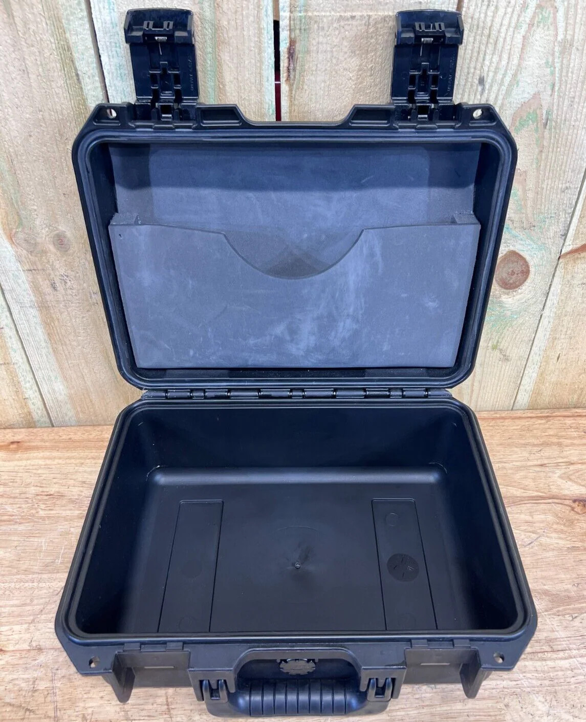 Pelican iM2100 Storm Case Black Waterproof Handheld Good Condition AB Free Ship