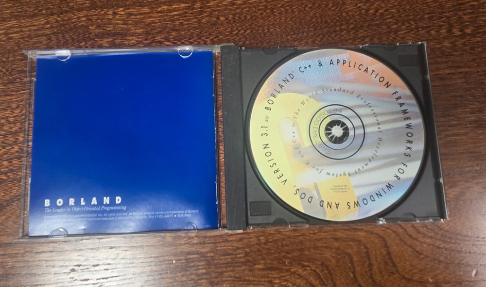 Borland C++ & Application Frameworks 3.1 for Windows and DOS w/ supporting apps