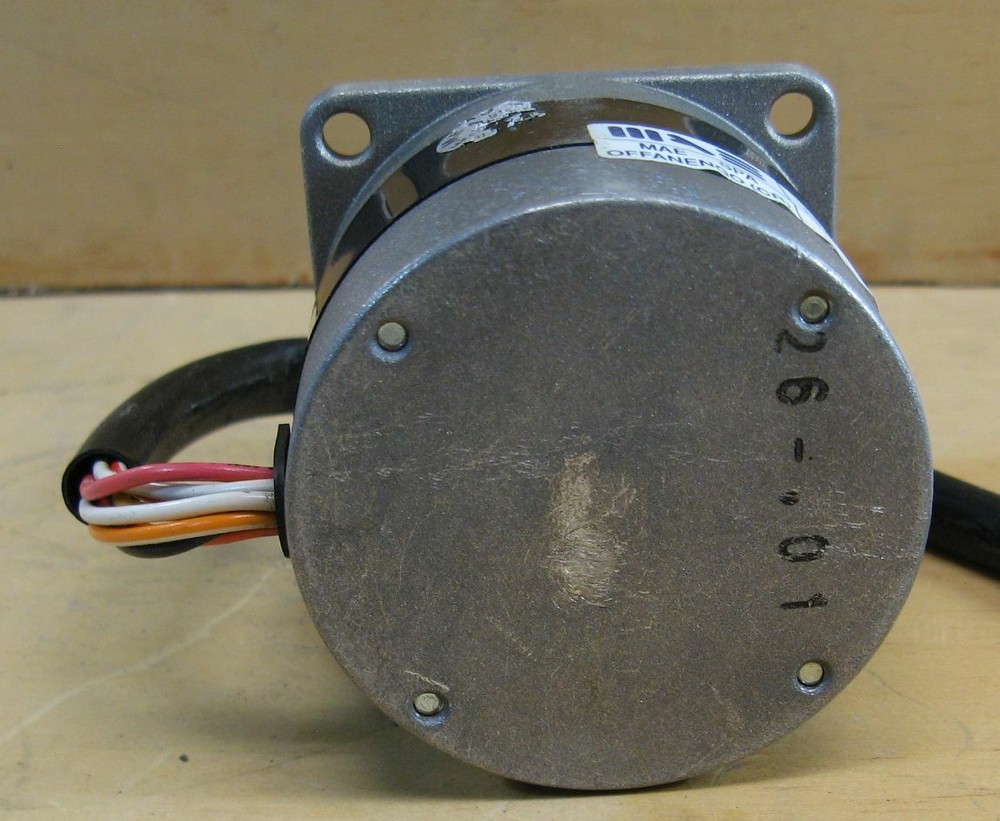 MAE HY200 2220 0210 Stepper Motor