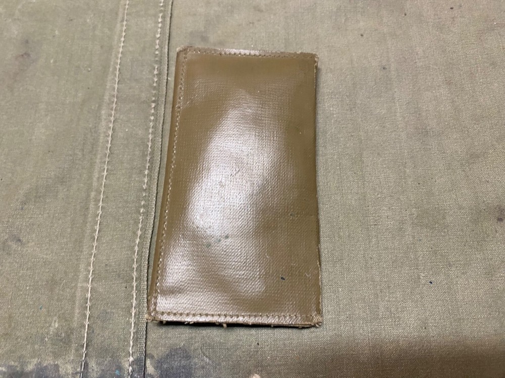 ORIGINAL WWII US ARMY INFANTRY RED CROSS SEWING KIIT W/ CONTENTS