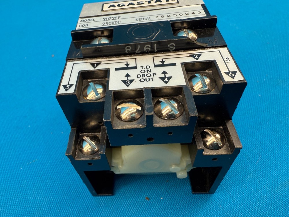 Agastat 7022SF 250VDC 1-10Min Pneumatic Timer Delay Relay