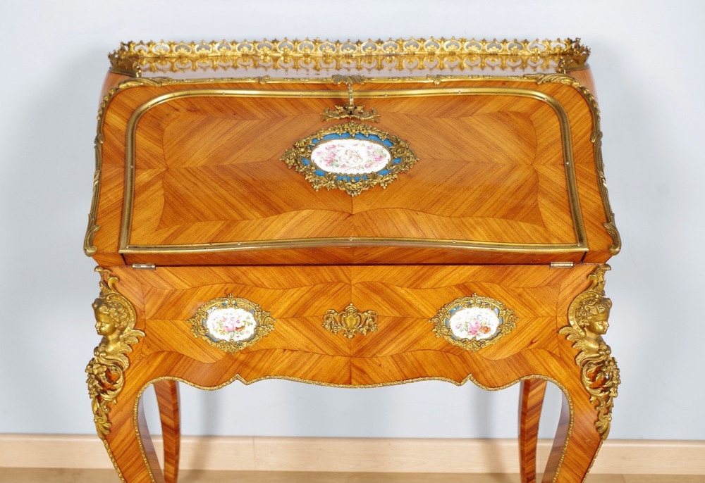Napoleon III Sloping Desk