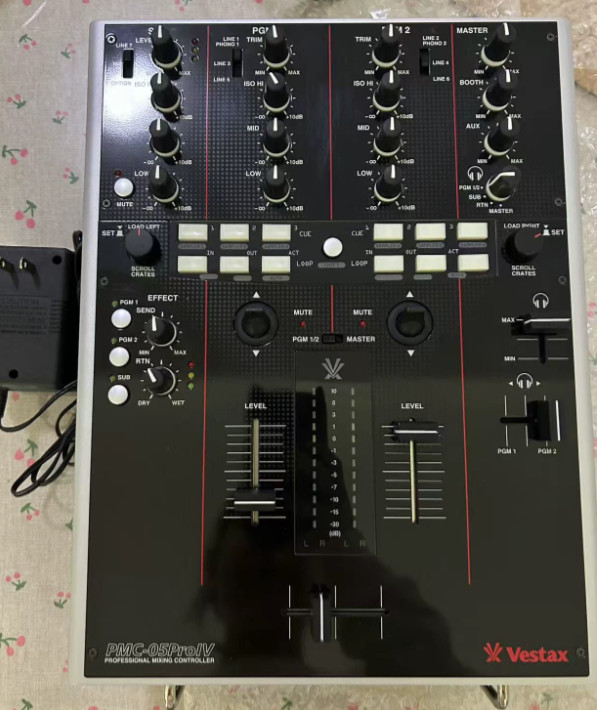 1pcs Vestax PMC-05ProIV Mixing Console
