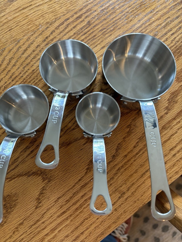 Williams Sonoma Stainless Measuring Cups