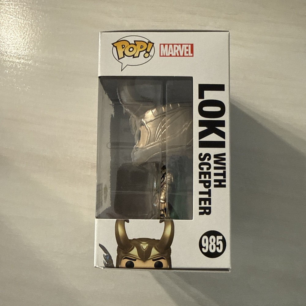 Funko Pop! Marvel #985 Loki w/ Scepter Glows Avengers Exclusive