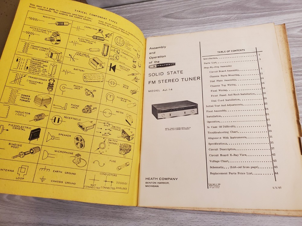 Vintage HeathKit Solid State FM Tuner AJ-14 w/ Manuals