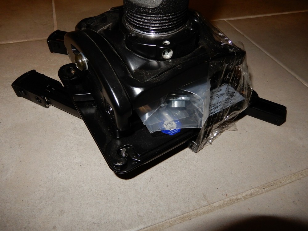 Chief Projector Ceiling Mount Kit w/ RSMA Base & CMS012018 12-18" Column Extensi