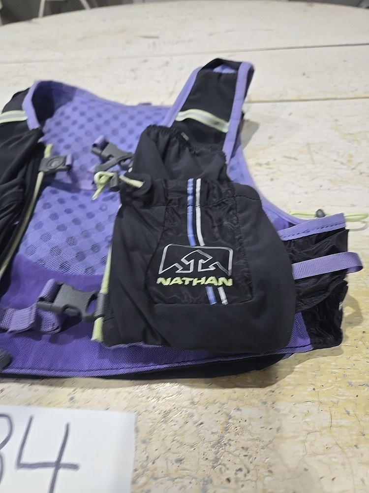 Nathan Vapor Airess 7L Running Backpack