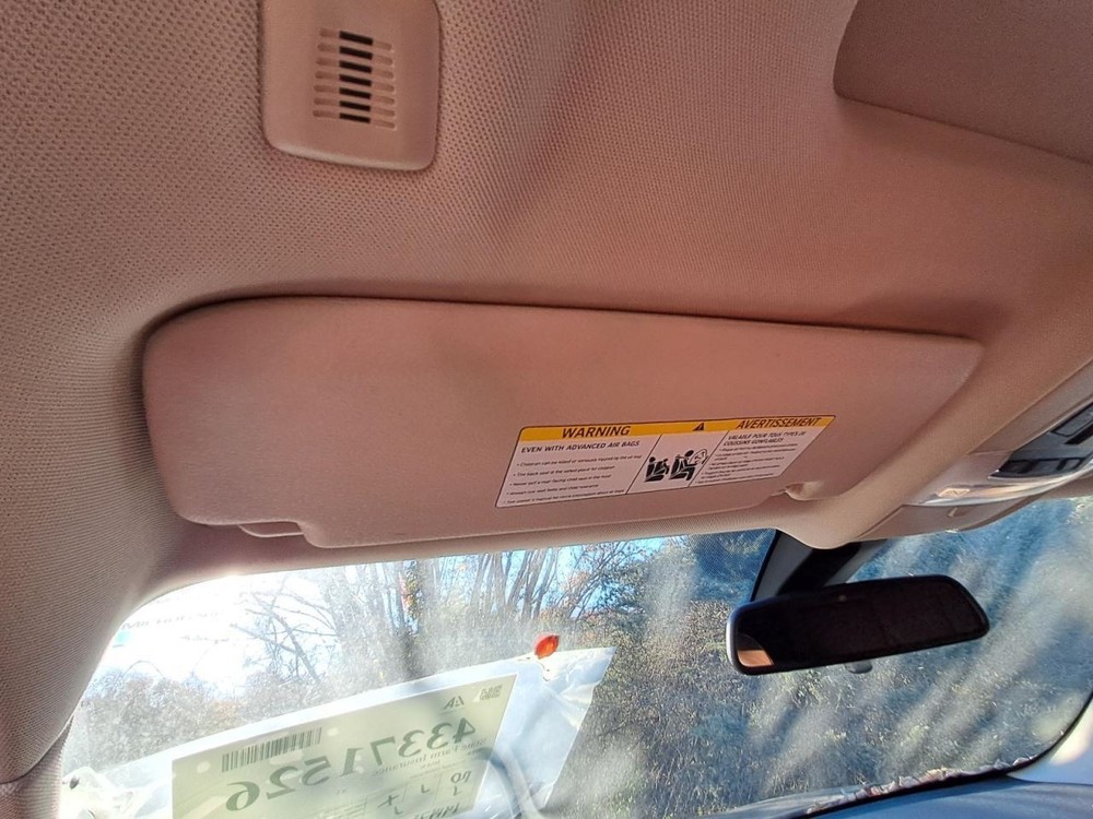 X5 2014 Glove Box 4858797