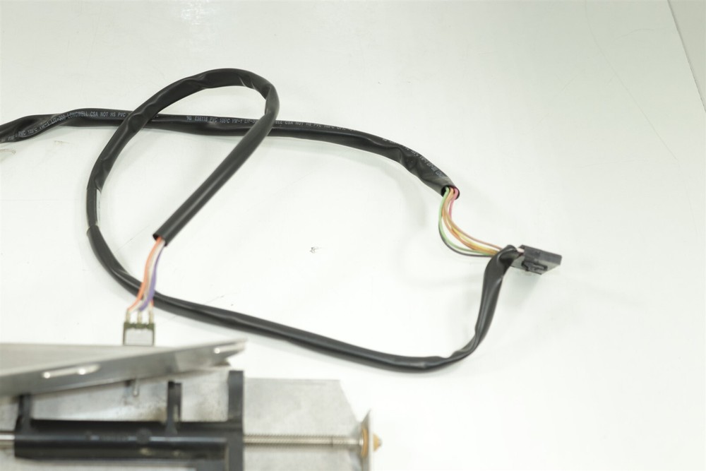 Waters Alliance 2695 Separations Module HPLC System 23BB-H253-07P