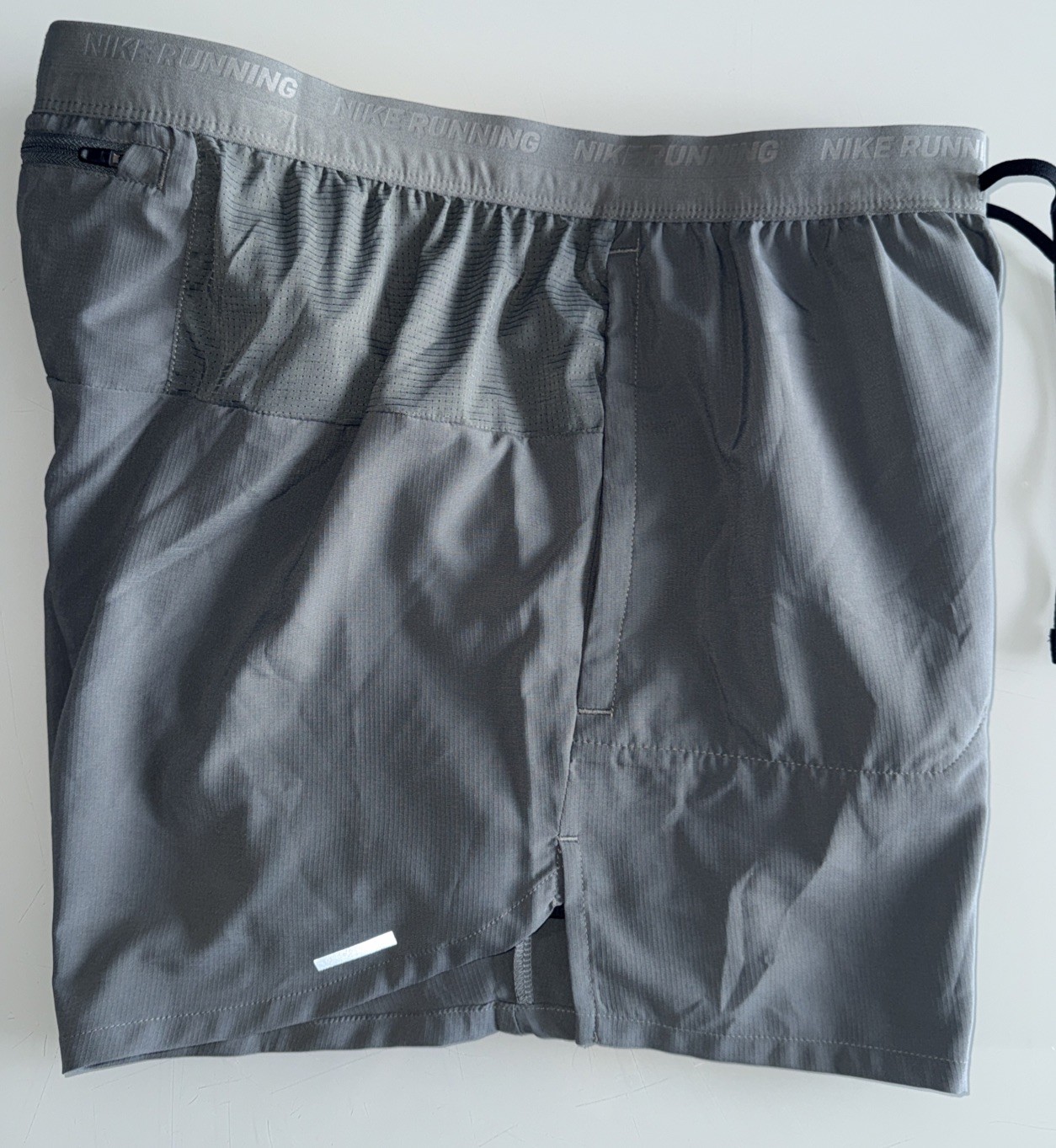 New Men’s M Nike Stride Running Lined 5” Inseam Dri-Fit Gray Workout Gym Shorts