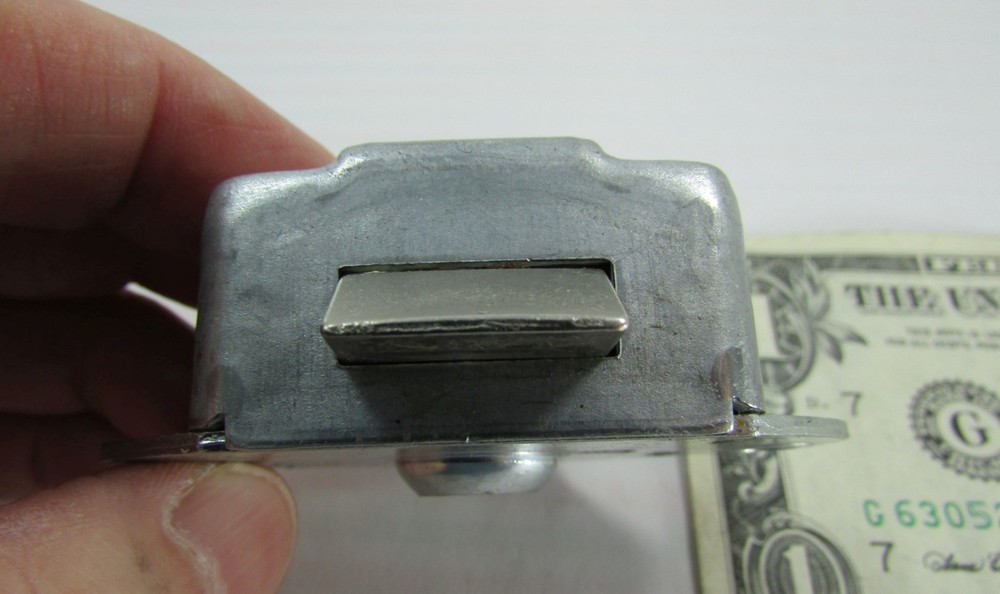 New Master Mailbox & Security Locker Locks w/Two Brass Keys, Tapered Slam Latch
