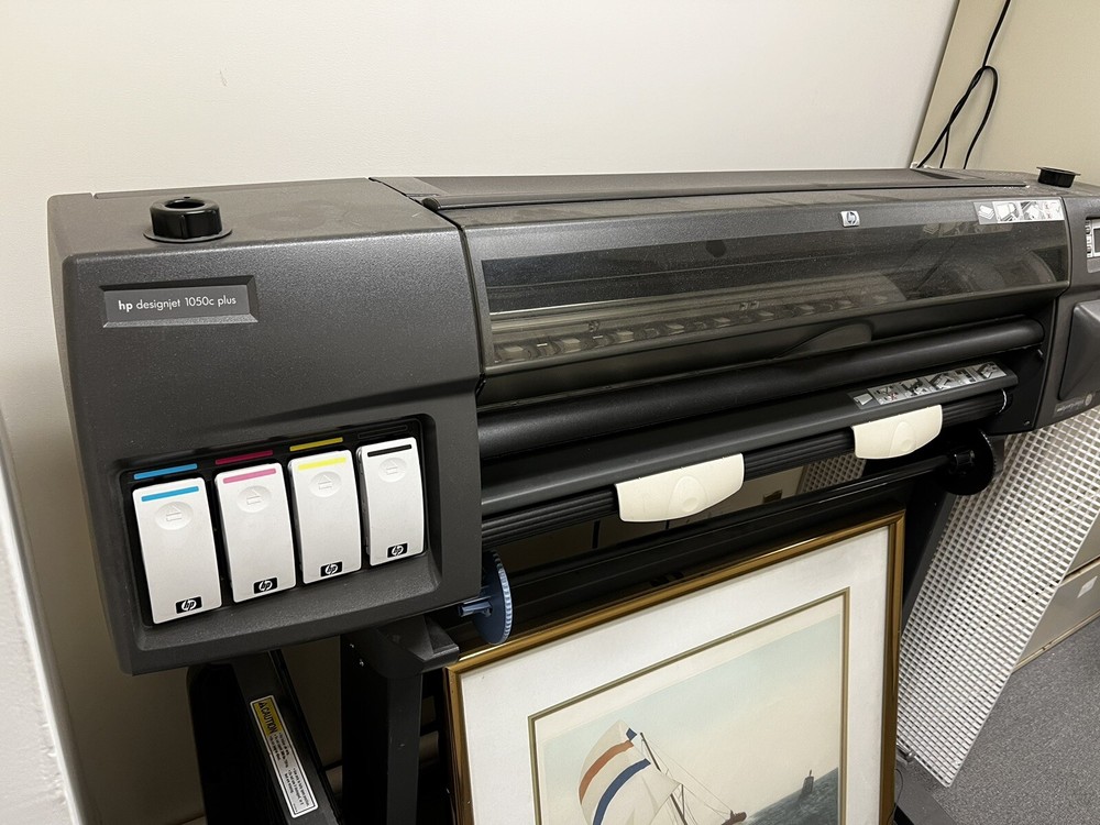 HP Designjet 1050c Plus Plotter