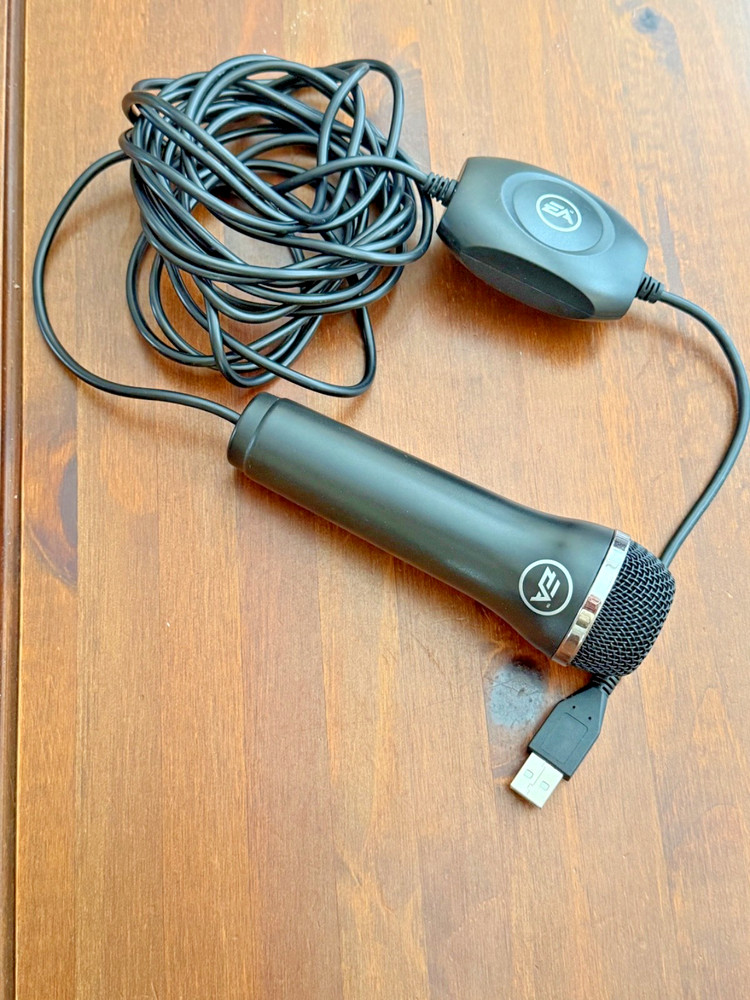 EA Logitech corded microphone
