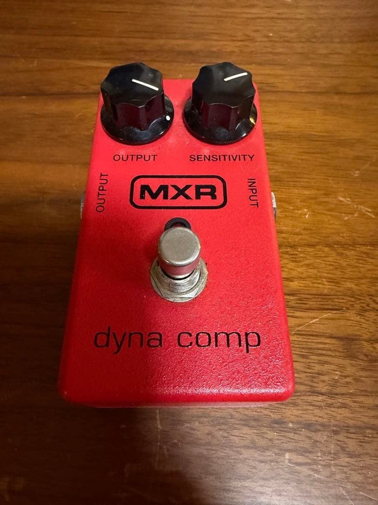MXR Dyna Comp Bass Effects Pedal